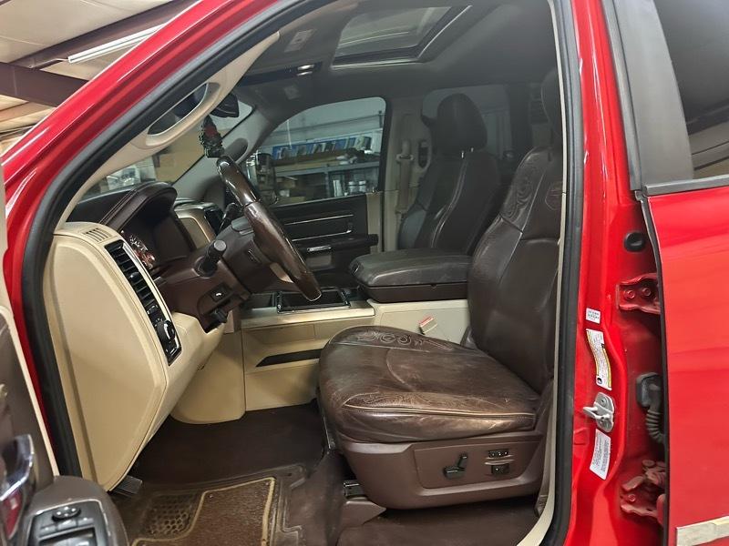 RAM 3500 Longhorn Mega Cab 4WD DRW 2015