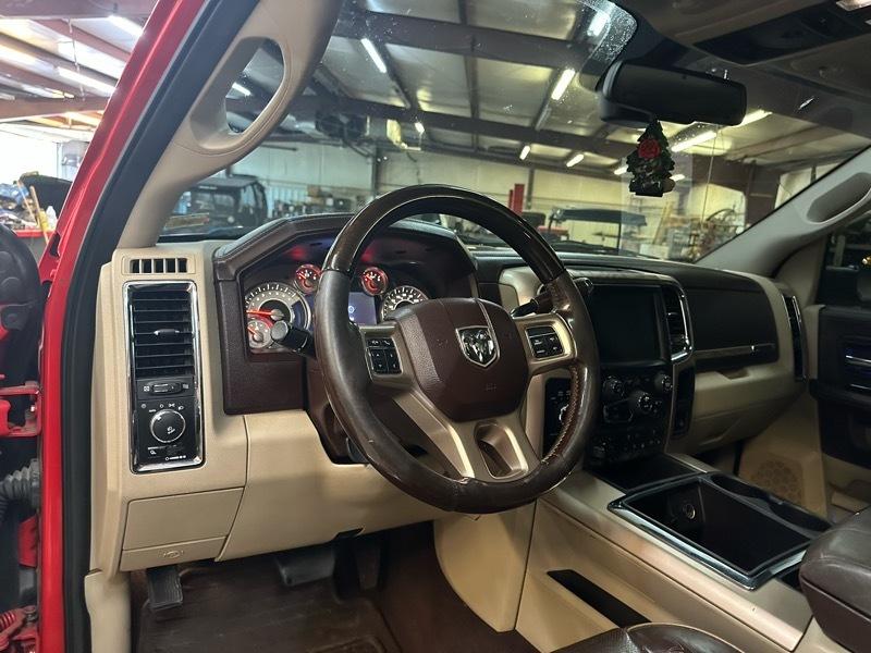 RAM 3500 Longhorn Mega Cab 4WD DRW 2015