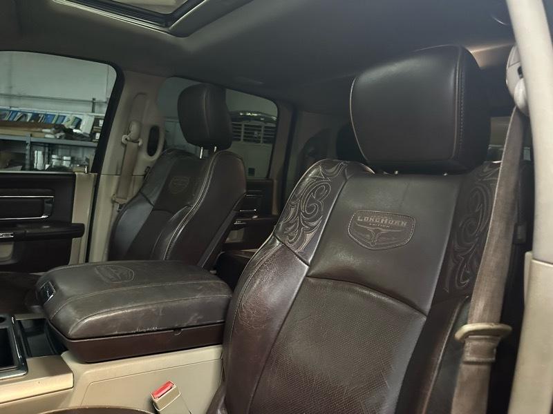 RAM 3500 Longhorn Mega Cab 4WD DRW 2015