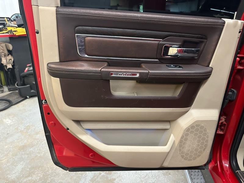 RAM 3500 Longhorn Mega Cab 4WD DRW 2015