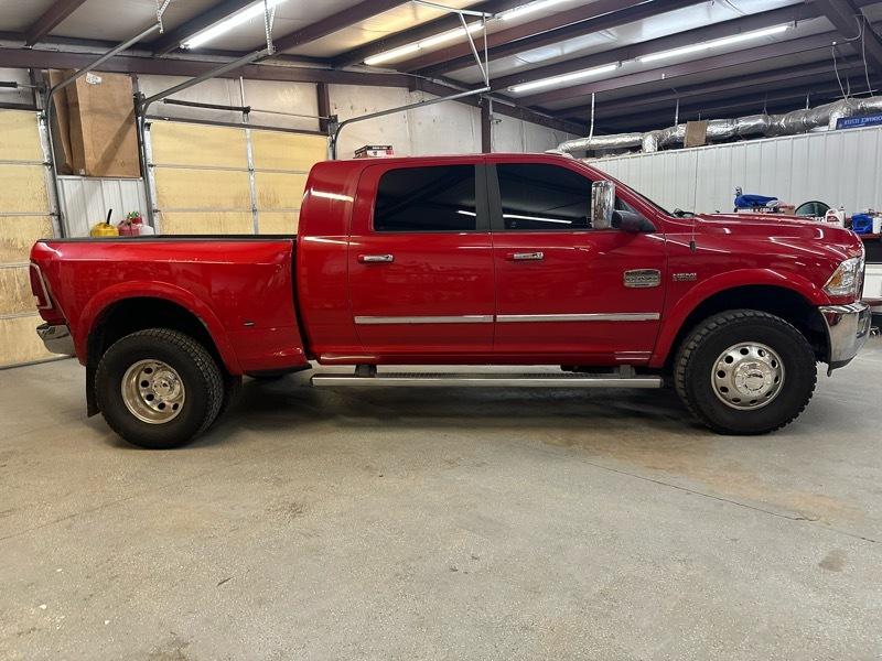 RAM 3500 Longhorn Mega Cab 4WD DRW 2015
