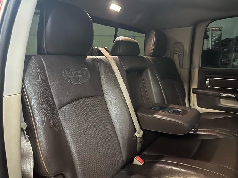 RAM 3500 Longhorn Mega Cab 4WD DRW 2015
