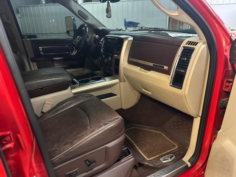 RAM 3500 Longhorn Mega Cab 4WD DRW 2015