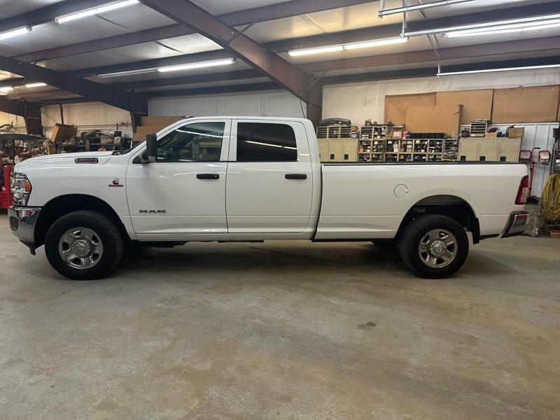 RAM 3500 Tradesman Crew Cab 4WD 2022