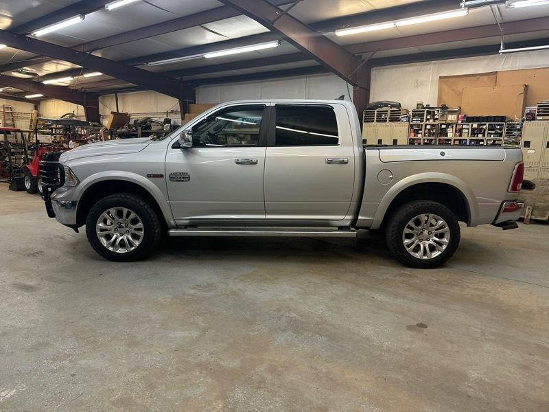 RAM 1500 Longhorn Crew Cab SWB 4WD 2015