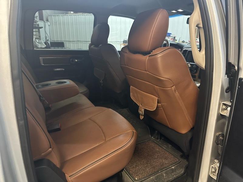 RAM 1500 Longhorn Crew Cab SWB 4WD 2015