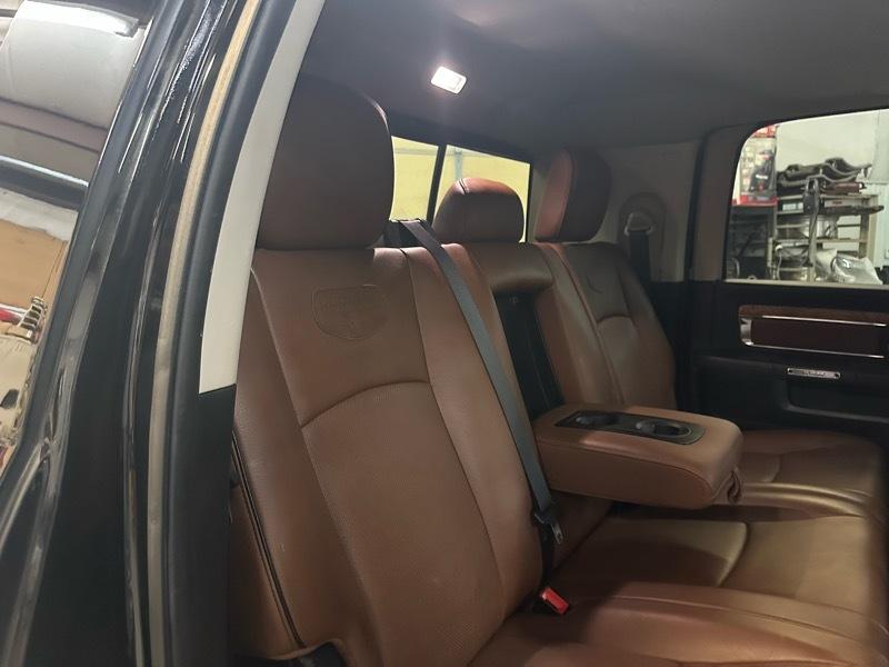 RAM 2500 Longhorn Mega Cab SWB 4WD 2014
