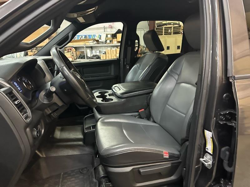 RAM 2500 Tradesman Crew Cab SWB 4WD 2021
