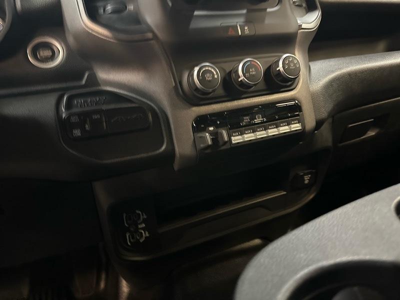 RAM 2500 Tradesman Crew Cab SWB 4WD 2021