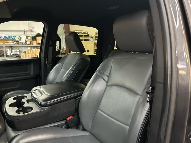 RAM 2500 Tradesman Crew Cab SWB 4WD 2021