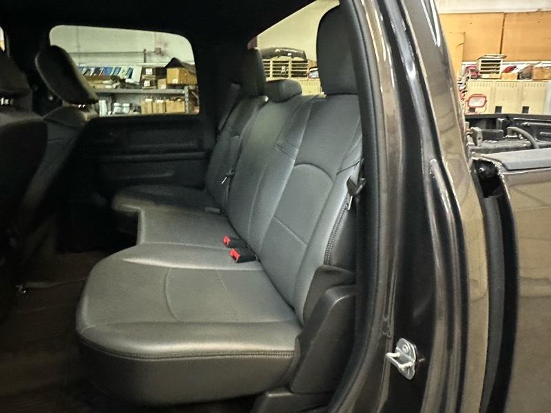 RAM 2500 Tradesman Crew Cab SWB 4WD 2021