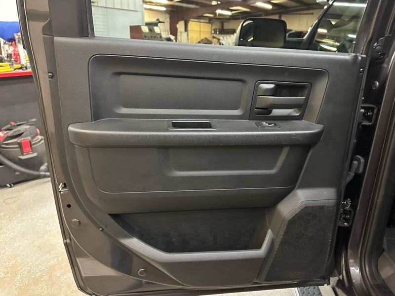 RAM 2500 Tradesman Crew Cab SWB 4WD 2021