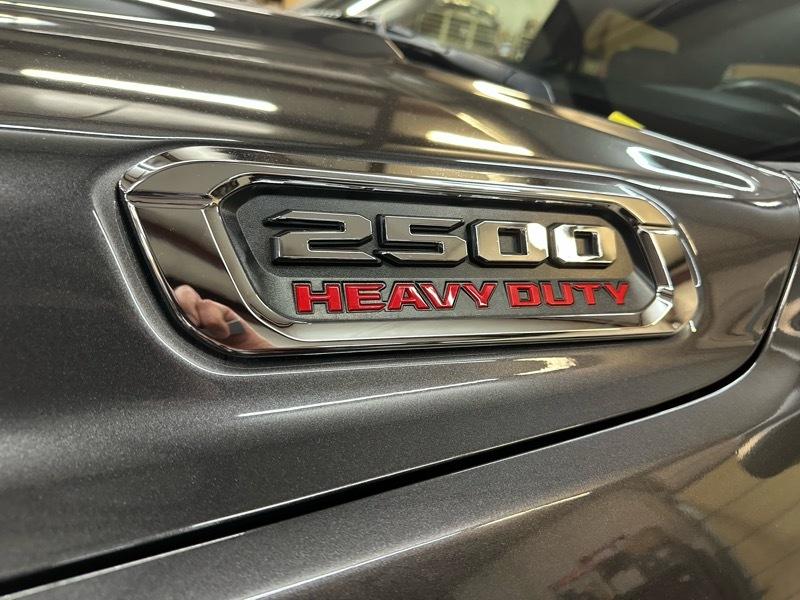 RAM 2500 Tradesman Crew Cab SWB 4WD 2021