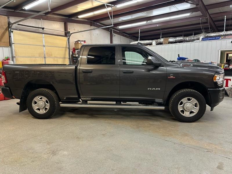 RAM 2500 Tradesman Crew Cab SWB 4WD 2021