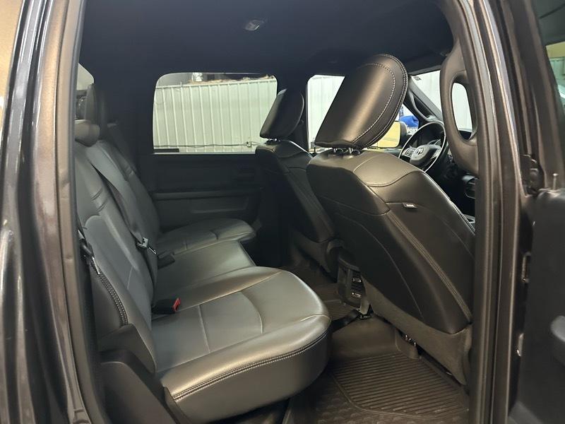 RAM 2500 Tradesman Crew Cab SWB 4WD 2021