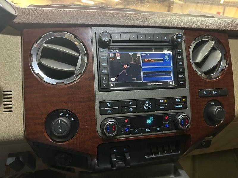 Ford F-250 SD King Ranch Crew Cab 4WD 2012