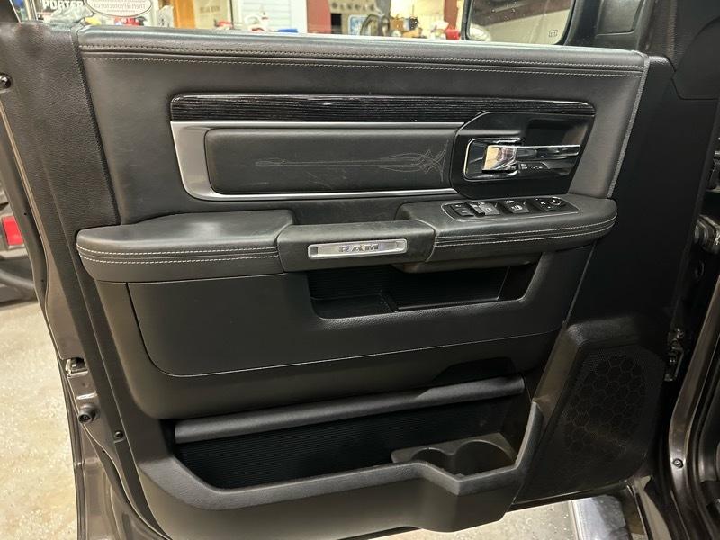 RAM 1500 Limited Longhorn 4x4 Crew Cab 5'7" Box 2015