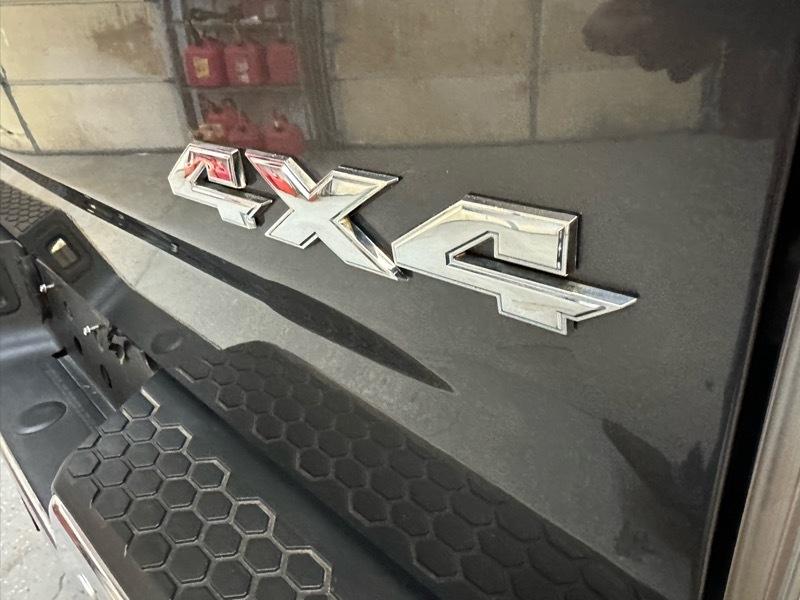 RAM 1500 Limited Longhorn 4x4 Crew Cab 5'7" Box 2015