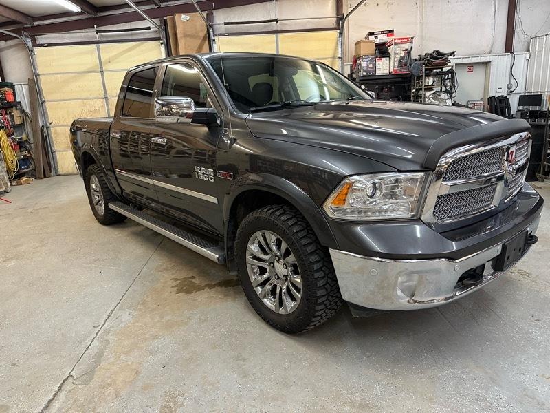 RAM 1500 Limited Longhorn 4x4 Crew Cab 5'7" Box 2015