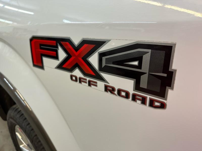 Ford F-150 King-Ranch SuperCrew 5.5-ft. Bed 4WD 2015
