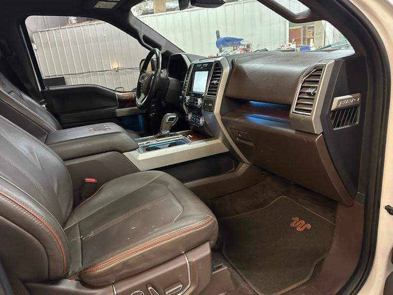 Ford F-150 King-Ranch SuperCrew 5.5-ft. Bed 4WD 2015