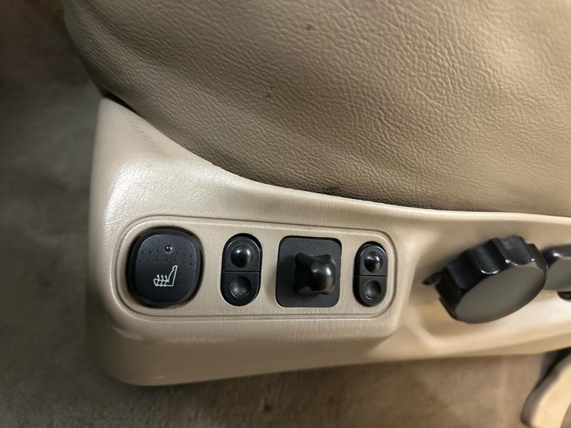 Ford Excursion Limited 6.8L 4WD 2004