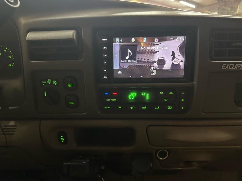 Ford Excursion Limited 6.8L 4WD 2004