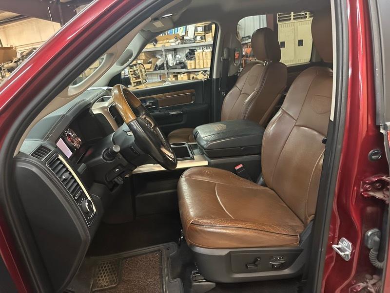 RAM 1500 Longhorn 4x4 Crew Cab 5'7" Box 2015