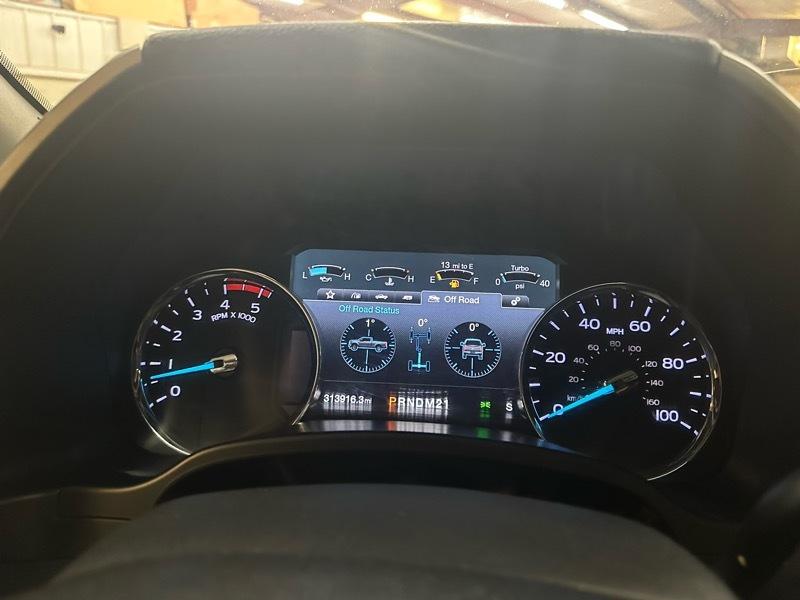 Ford F-250 SD Lariat Crew Cab 4WD 2019
