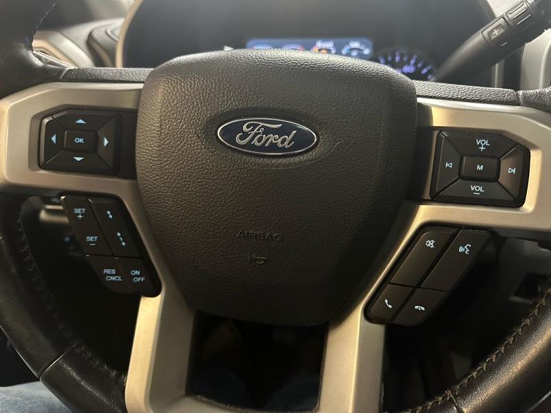 Ford F-250 SD Lariat Crew Cab 4WD 2019