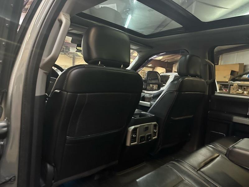 Ford F-250 SD Lariat Crew Cab 4WD 2019