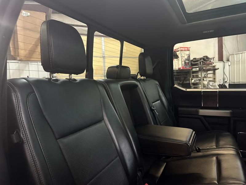 Ford F-250 SD Lariat Crew Cab 4WD 2019