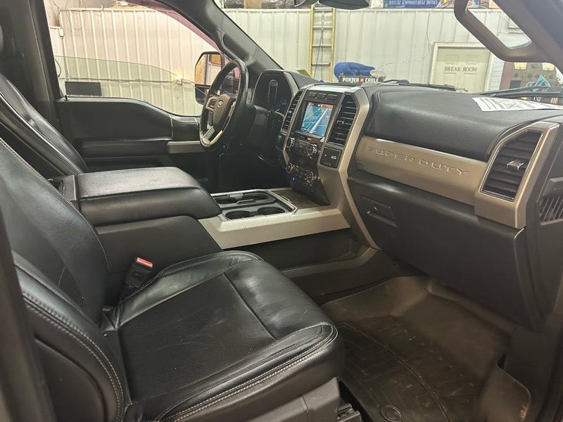 Ford F-250 SD Lariat Crew Cab 4WD 2019