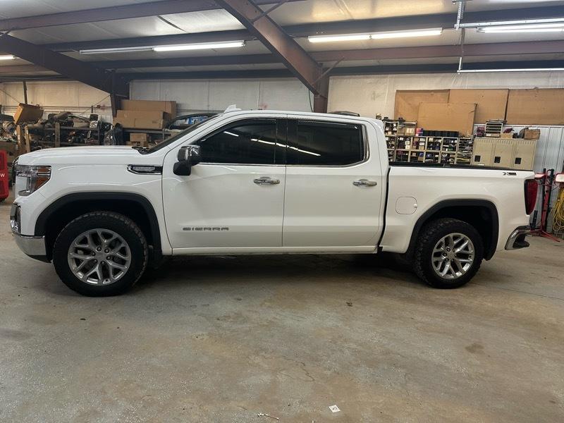 GMC Sierra 1500 SLT Crew Cab 4WD SWB 2020