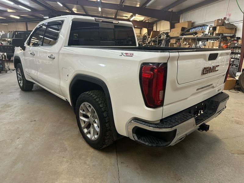 GMC Sierra 1500 SLT Crew Cab 4WD SWB 2020