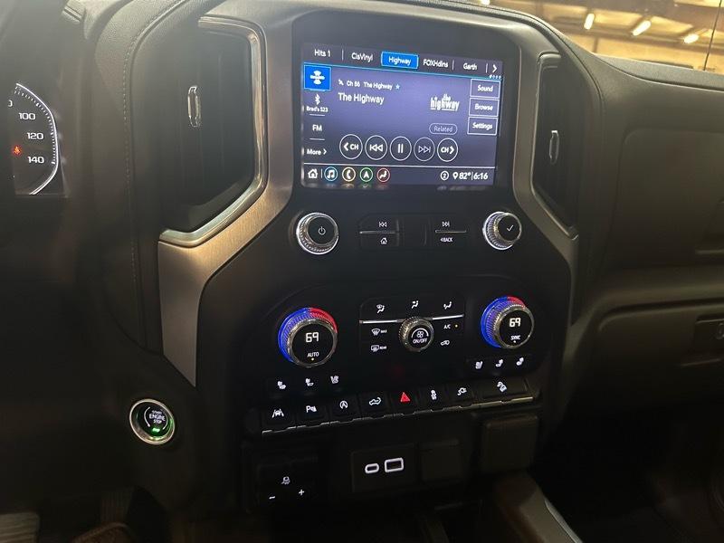 GMC Sierra 1500 SLT Crew Cab 4WD SWB 2020