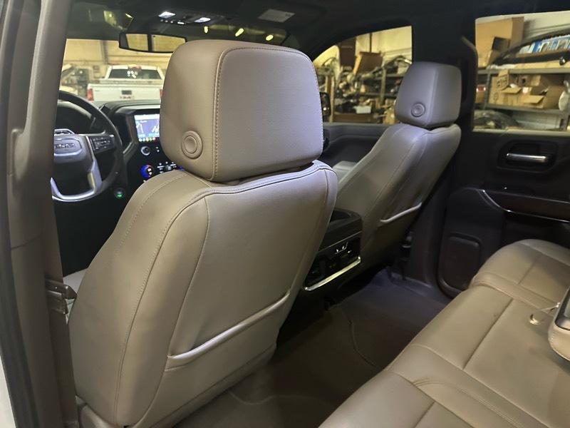 GMC Sierra 1500 SLT Crew Cab 4WD SWB 2020