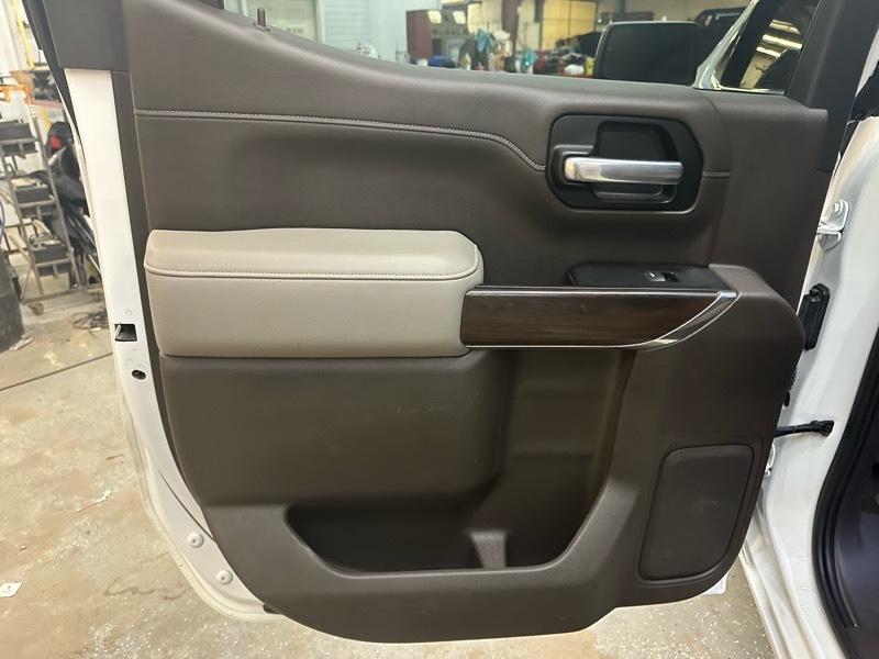 GMC Sierra 1500 SLT Crew Cab 4WD SWB 2020