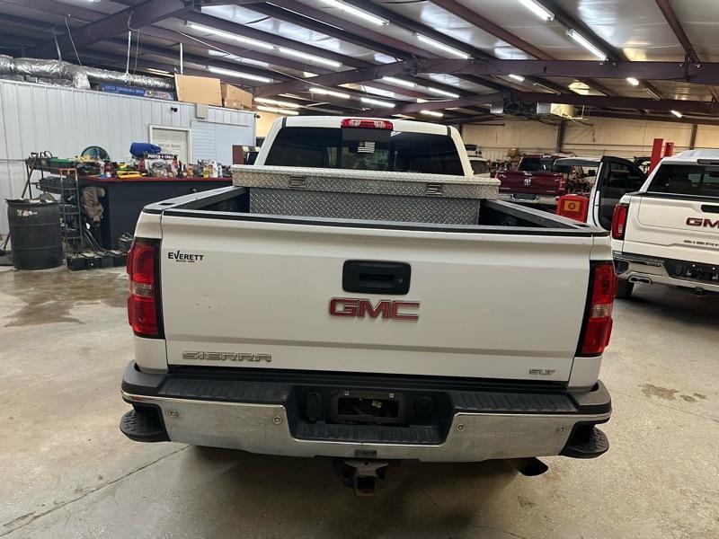 GMC Sierra 2500HD SLT Crew Cab Short Bed 4WD 2016