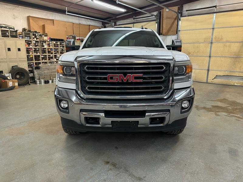 GMC Sierra 2500HD SLT Crew Cab Short Bed 4WD 2016