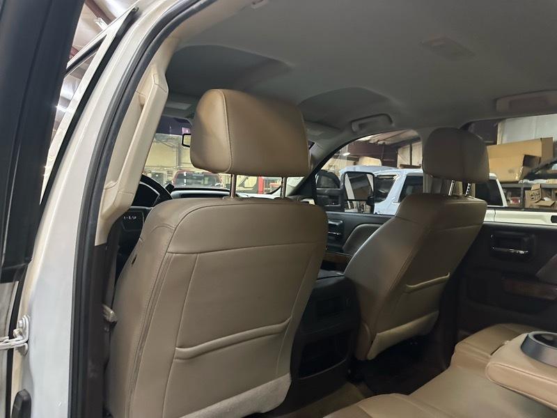 GMC Sierra 2500HD SLT Crew Cab Short Bed 4WD 2016