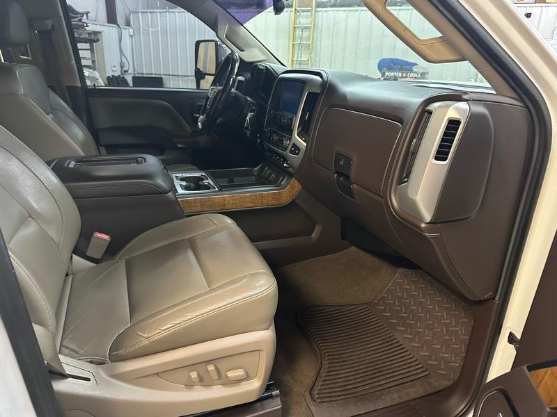 GMC Sierra 2500HD SLT Crew Cab Short Bed 4WD 2016