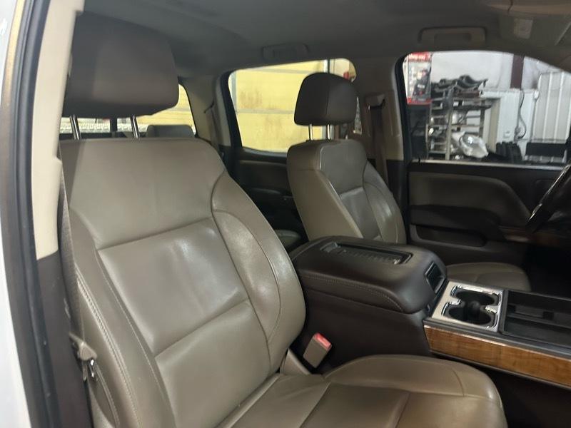 GMC Sierra 2500HD SLT Crew Cab Short Bed 4WD 2016