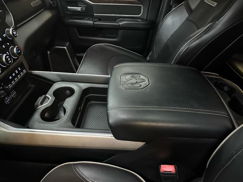 RAM 2500 Laramie Crew Cab SWB 4WD 2020