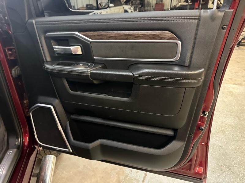 RAM 2500 Laramie Crew Cab SWB 4WD 2020