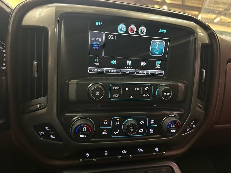 Chevrolet Silverado 1500 High Country Crew Cab Short Box 4WD 2014