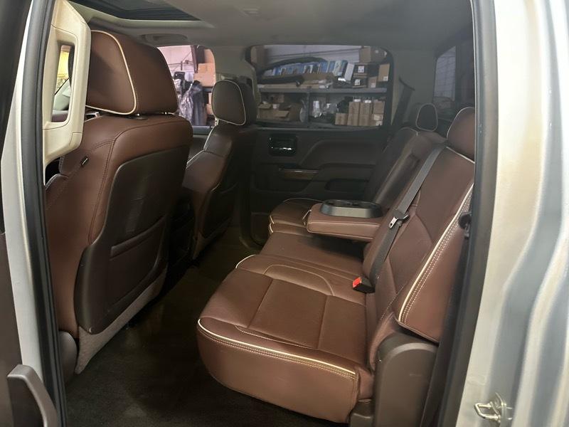 Chevrolet Silverado 1500 High Country Crew Cab Short Box 4WD 2014