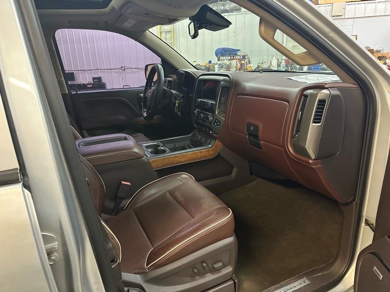 Chevrolet Silverado 1500 High Country Crew Cab Short Box 4WD 2014
