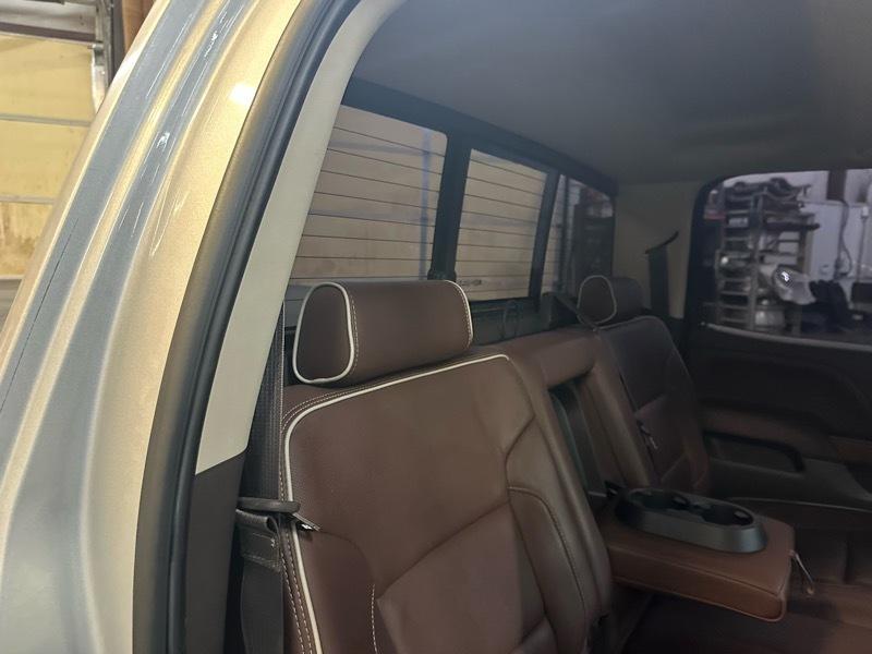 Chevrolet Silverado 1500 High Country Crew Cab Short Box 4WD 2014
