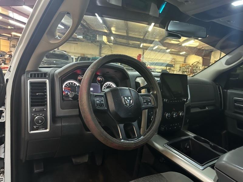 RAM 2500 Big Horn Crew Cab 4WD SWB 2015